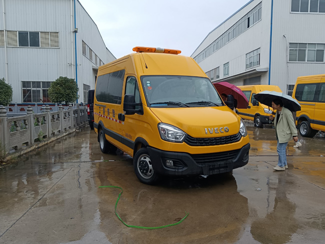 礦山救險車_依維柯應急救援氣防救險車 山東化工園區氣防車 福特應急救援氣防車_皮卡氣防救險車_供電線路搶修氣防車