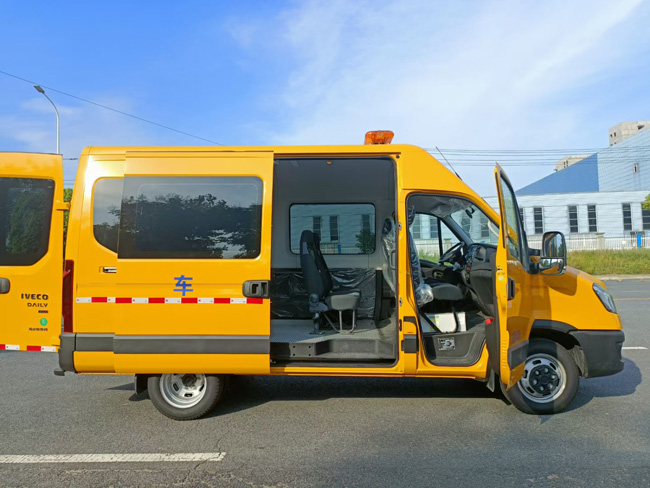 事故搶險氣防車_依維柯礦山救援車_國六依維柯工程救險車 山東化工園區氣防車 石油搶檢修氣防車_燃氣應急救援搶修車_化工熱力氣防車