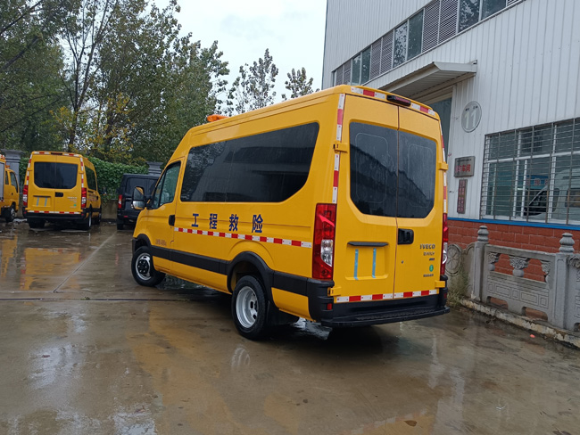 依維柯多功能救險車_應急氣防救援車_煉油廠救險車 山東化工園區氣防車 應急救援氣防車_氣防站搶險救援車_液化站應急搶險車