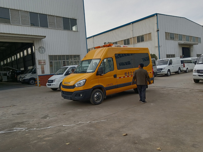 依維柯救險車_氣體防護車_氣防救險車_管線搶修氣防車 山東化工園區氣防車 氣防救援車_應急救援氣防救險車_管線搶修氣防車