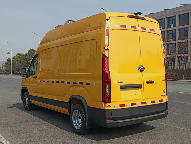 礦山救護車_依維柯藍牌救險車_消防氣防車_多功能搶險氣防車 山東化工園區氣防車 緊急應急救援車_國六氣防車_石油化工應急搶險救援車